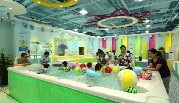 开婴儿游泳馆要多少钱