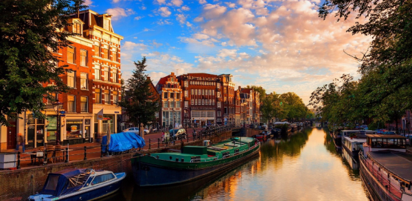 荷兰是哪个国家的首都吗