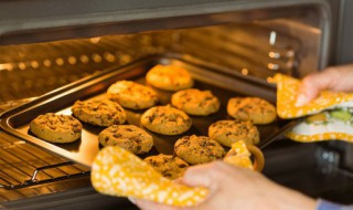 厨房烤箱怎么选择大小 厨房烤箱应该怎么选择大小