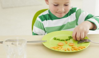 宝宝出门旅游注意什么饮食 外出旅行如何准备宝宝吃的食物