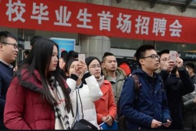 专科月薪过万的专业 适合专科找到高收入工作的专业