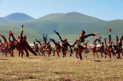 藏族有什么节日 藏族有什么传统特色风俗习惯和活动