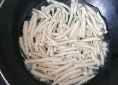 白玉菇洗干净的方法 白玉菇怎么洗才干净