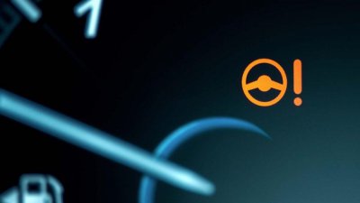 方向盘灯亮是什么原因 EPS灯亮是什么意思