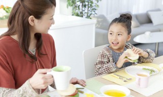 送妈妈夏天适合送什么 送妈妈夏天适合送哪些礼物