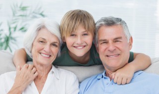 送爷爷水杯刻什么字好 送爷爷水杯刻哪些字好