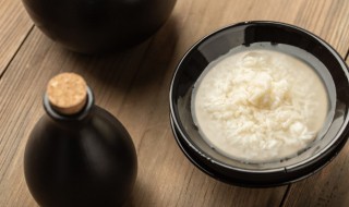 酒坛子用什么材质的盖最好 酒坛用什么材料来封口最好