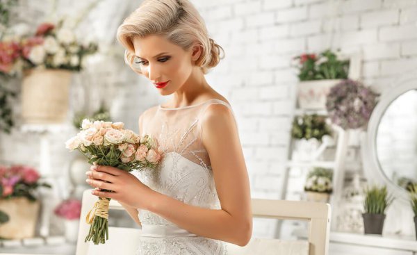 女生微信回复嗯嗯是什么意思