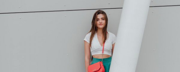 女人阳光向上的微信名