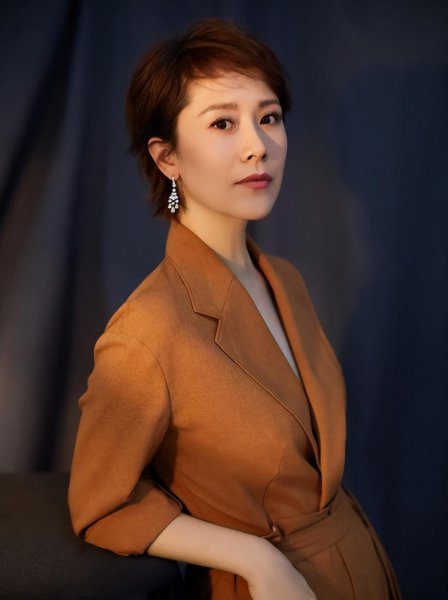 盖丽丽个人简历