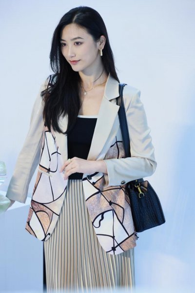 娜尔思女装属于什么档次