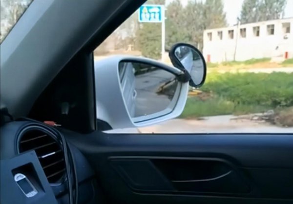 新手必看倒车入库技巧图解