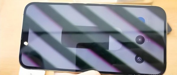 ips和oled屏幕哪个对眼睛好