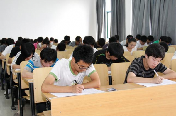 清考是什么意思