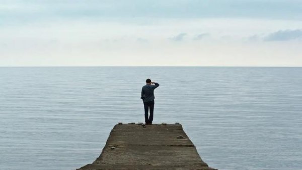 越来越自闭不想接触人