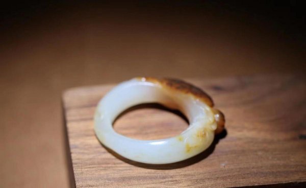 玉不能一带一摘什么意思