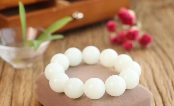 玉不能一带一摘什么意思