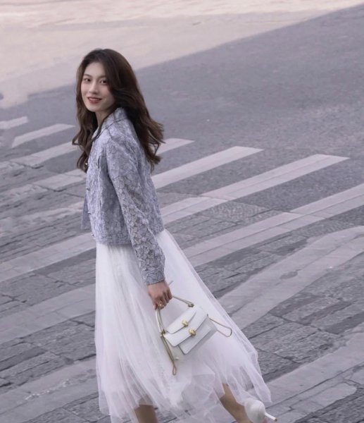 网纱裙配什么上衣好看