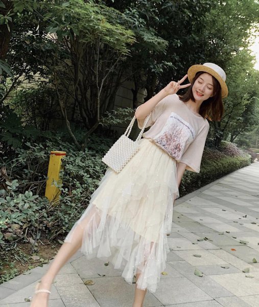 网纱裙配什么上衣好看