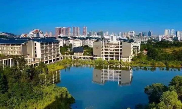 广西职校排名前十名学校