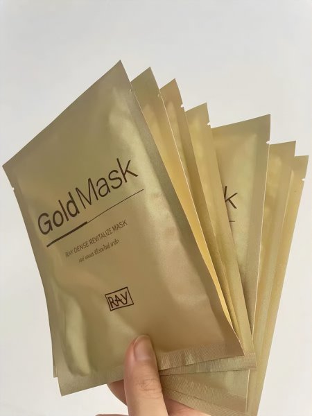 皮肤暗黄用什么面膜