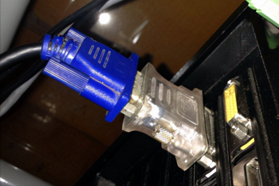 电脑屏幕无信号但主机正常怎么办 显示屏显示无信号的原因