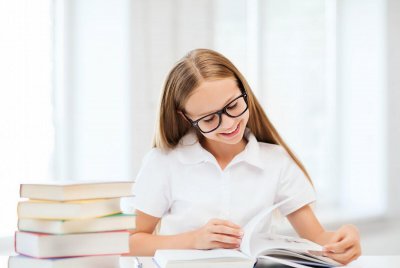 适合女生学的技术而且挣钱 女性学什么技能赚钱