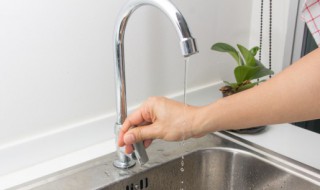 如何辨别水的好坏 辨别水质好坏的方法介绍