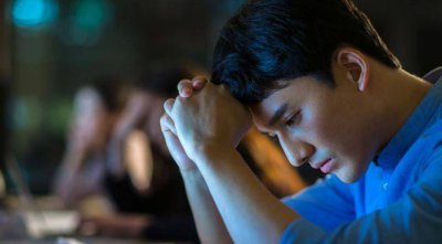 如何判断男人心里还有前妻 怎样看出男人对前妻还有感情