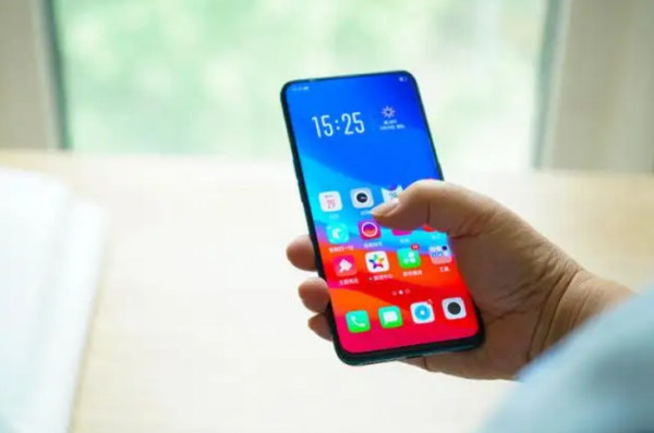 手机运行内存有什么用