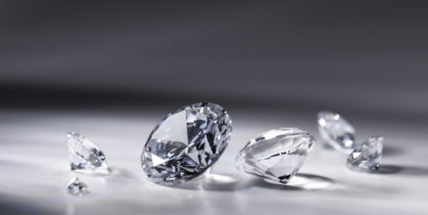 培育钻石和天然钻石怎么区别