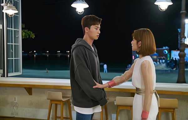 男生怎么看待不花他钱的女生