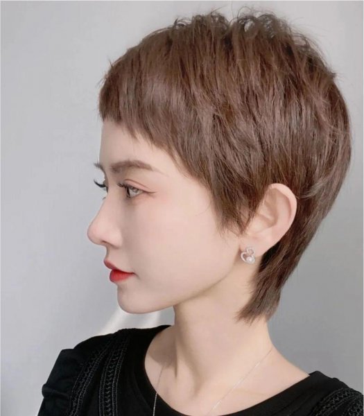 白发染什么颜色最好