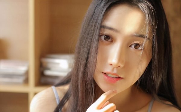 自私的女人的表现