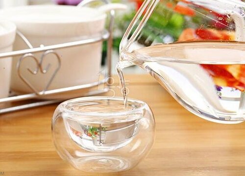 用醋养好绿萝和虎皮兰的方法