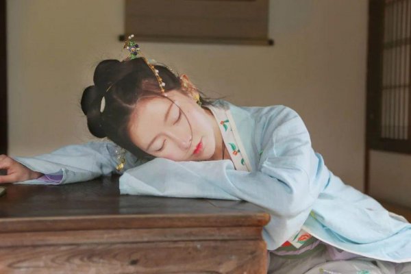 暗示想念某人的诗词