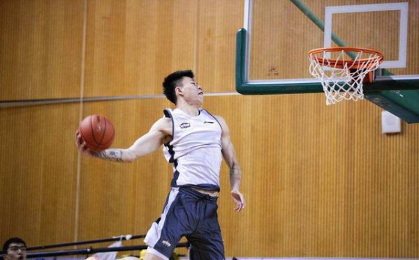 张镇麟的真实身高是多少