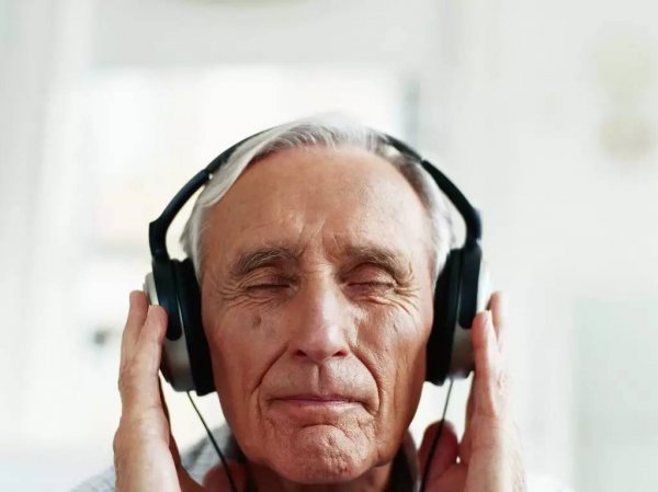 喜欢听歌的男生是什么样的人