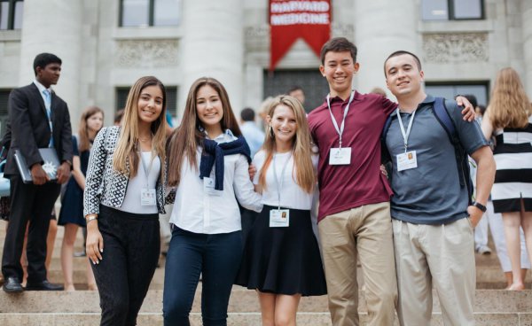 哈佛大学入学要求多少分