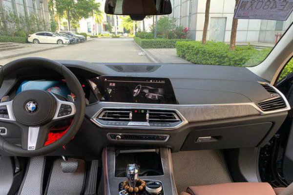 奔驰gle和宝马x5哪个档次高