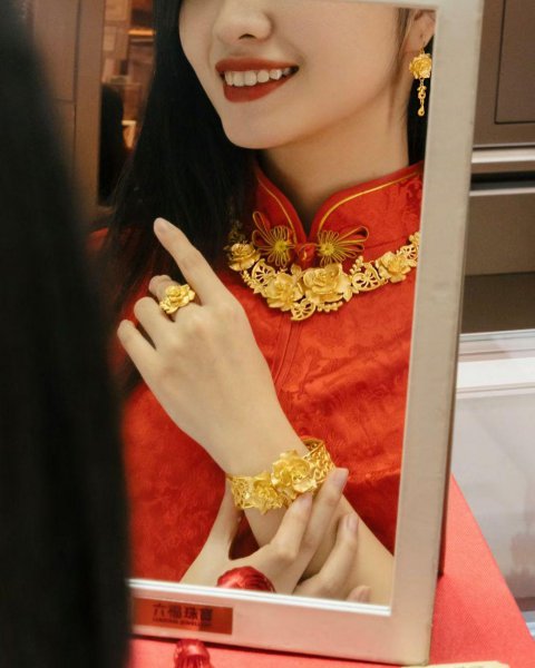 千足金和万足金哪个好