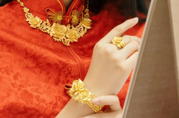 千足金和万足金哪个好