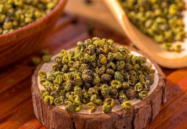 藤椒和麻椒是一种东西吗