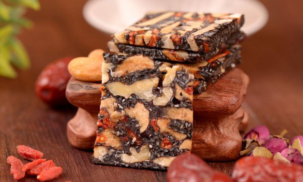 自制阿胶糕冷藏还是冷冻保存