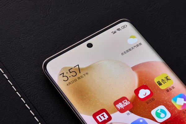 小米civi1s值得买吗