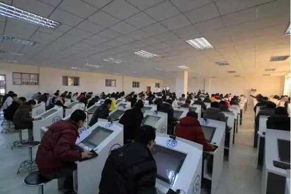 科目四是不是无限考