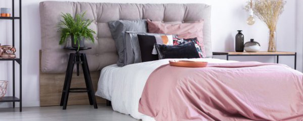 抽屉床头用什么材质的好