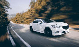 冬季汽车电池保持方法 冬季汽车蓄电池使用注意事项