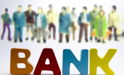 支票取钱必须本人吗 支票去银行兑换都需要带什么证件