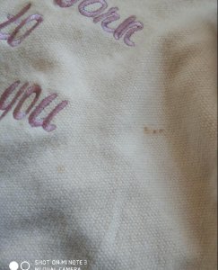 牙膏去衣服铁锈的方法 衣服除铁锈最简单的方法